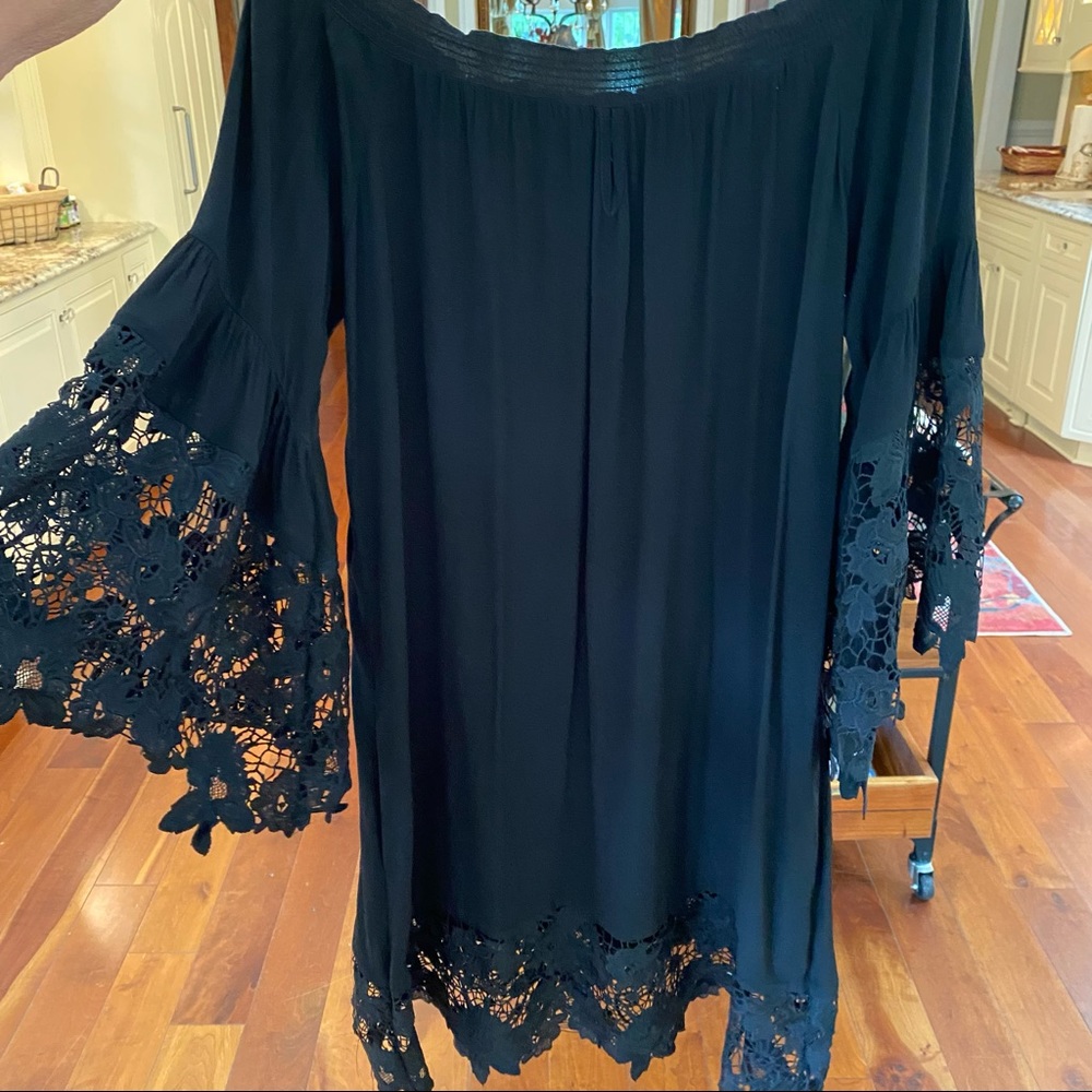 Off the shoulder Black Lace Dress w/ pockets
